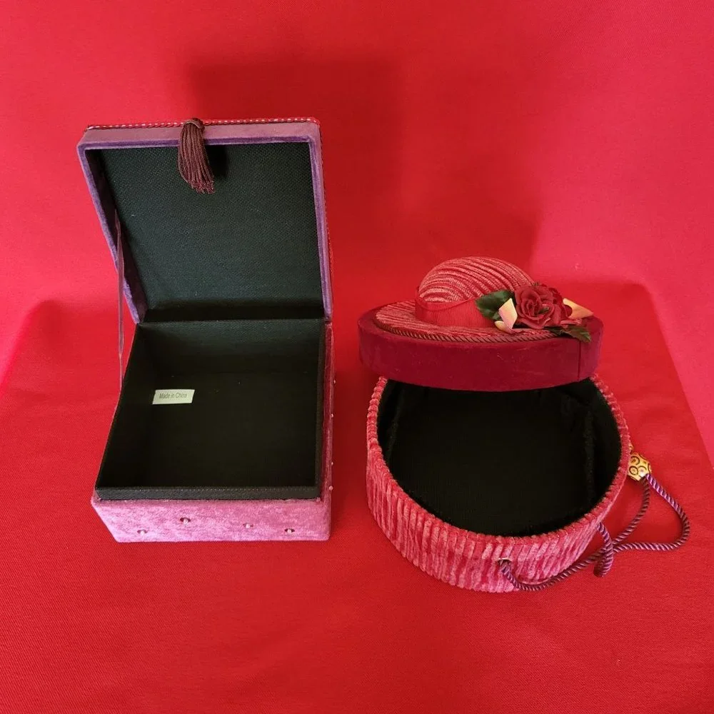 Dept 52 Sewing Box Red Velvet Square and Hat Shape Set of 2 Holiday Time